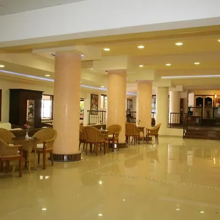 ホテル ベロニカ 3*