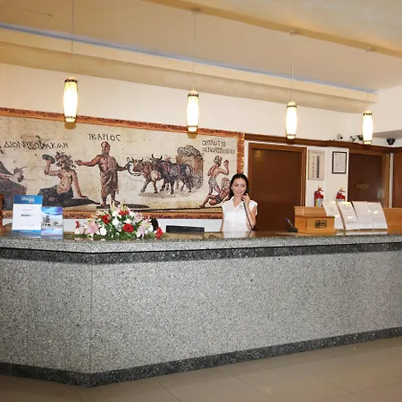 Hotel Veronica 3*