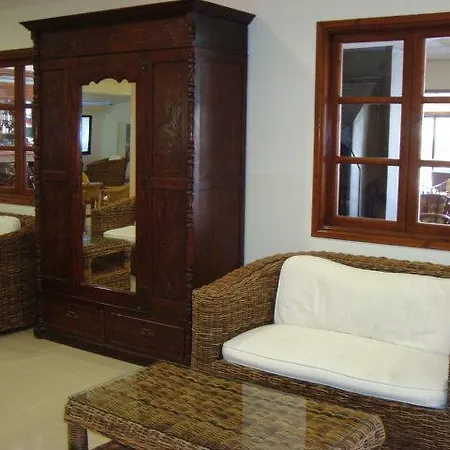 Hotel Veronica 3*